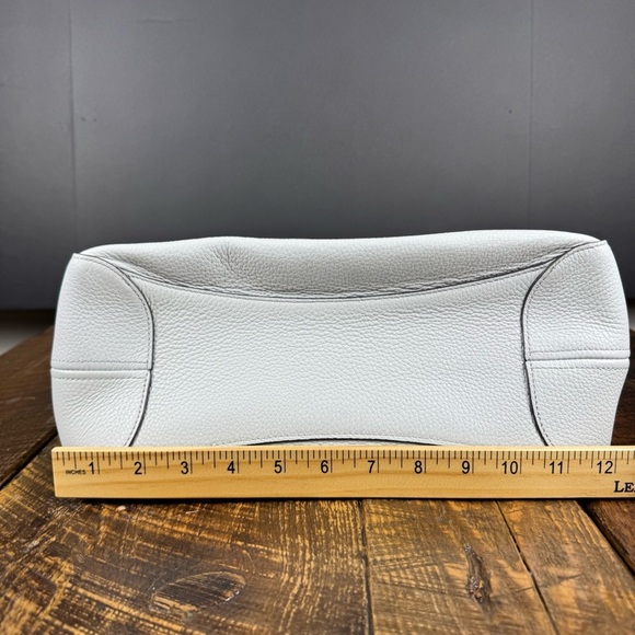 Kate Spade New York White Pebbled Leather Shoulder Bag Tote Purse - Picture 11 of 14